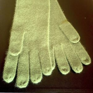 Woman’s Cashmere Gloves
